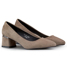 Suede pumps with a low heel, brown pumps with a low heel