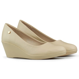 Beige wedge pumps, women's shoes with a low wedge Beige wedge pumps, women's shoes with a low wedge