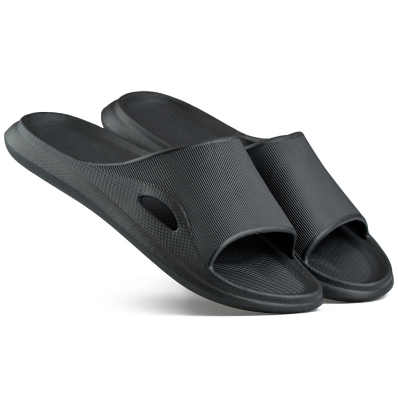 Black swimming pool flip-flops