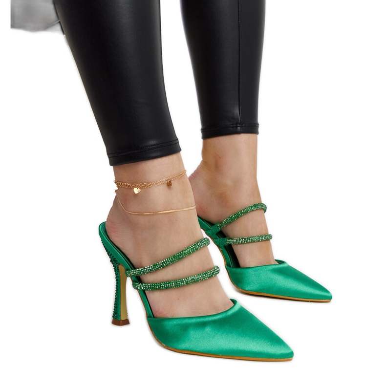 Green high-heeled flip-flops by Raffaelina Green high-heeled flip-flops by Raffaelina