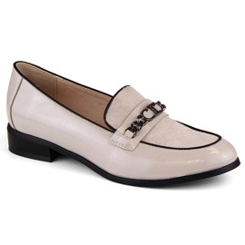 Ladies' low-heeled patent shoes, beige, Potocki SZ12309 Ladies' low-heeled patent shoes, beige, Potocki SZ12309