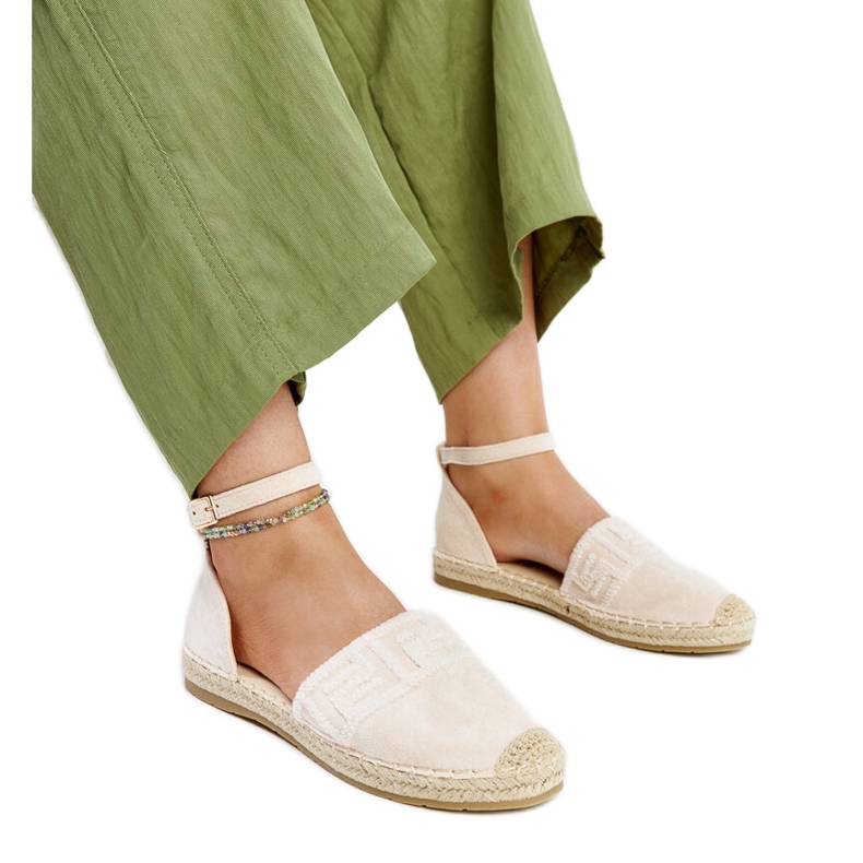 Beige espadrilles with decorative Sonja embroidery