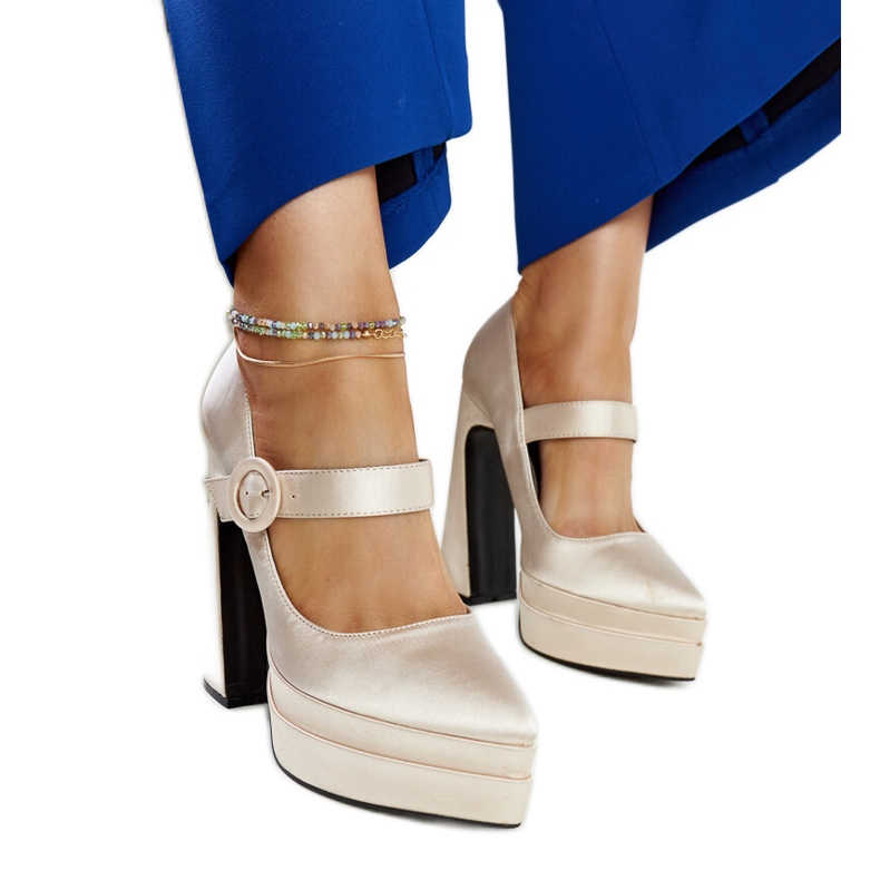 Light beige high-heeled pumps from Mikea