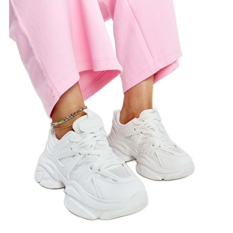 Feaven white sports sneakers