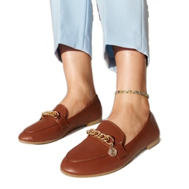 Brown loafers with a Scaletta chain