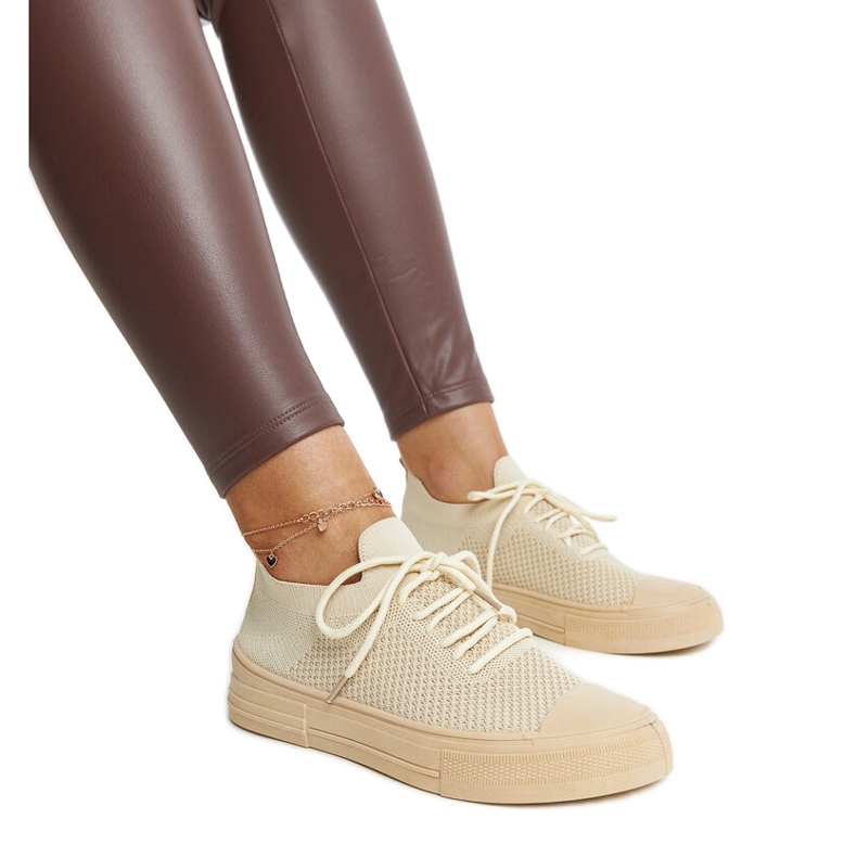 Light beige lightweight sports sneakers by Senaida