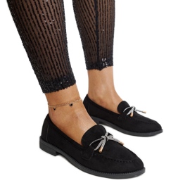 Black moccasins with a decorative Endike bow Black moccasins with a decorative Endike bow