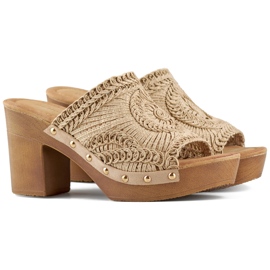 Lace beige women's flip-flops with a wood-imitating sole
