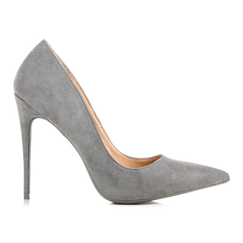 Betler Pumps on a pin grey