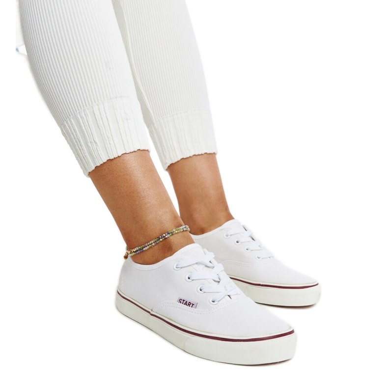 White classic Erla sneakers