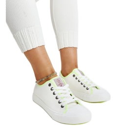 White women's sneakers with Cross Jeans color