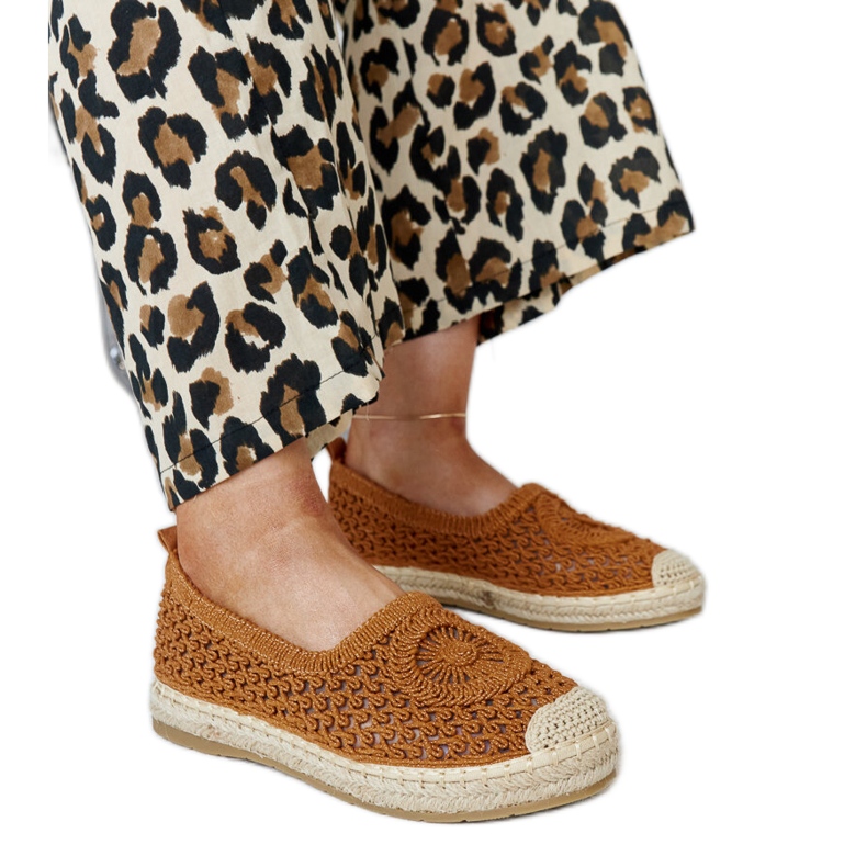 Brown embroidered Seila espadrilles