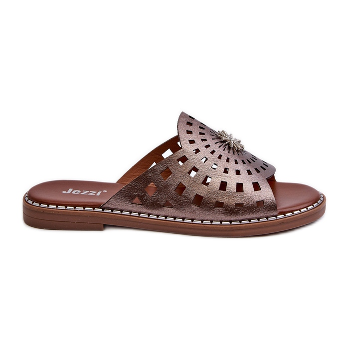 Shiny Women's Flat-Heeled Flip-Flops With Copper Decoration Ebirena brown