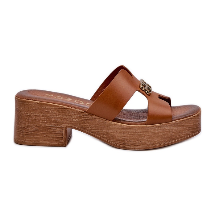 Zazoo 40412 Leather Elegant Women's Flip-Flops With Gold Decoration, Brown Zazoo 40412 Leather Elegant Women's Flip-Flops With Gold Decoration, Brown