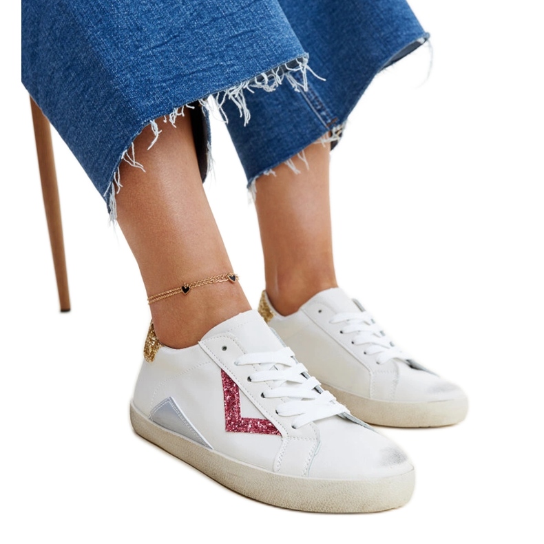 White sneakers with a worn effect by Gombol