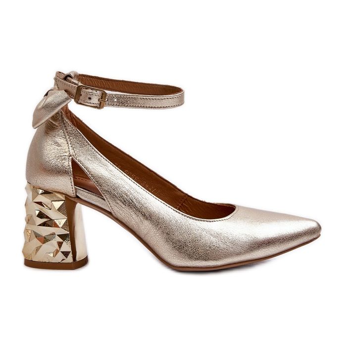 Leather Pumps With a Bow Maciejka 05059-25 Gold golden