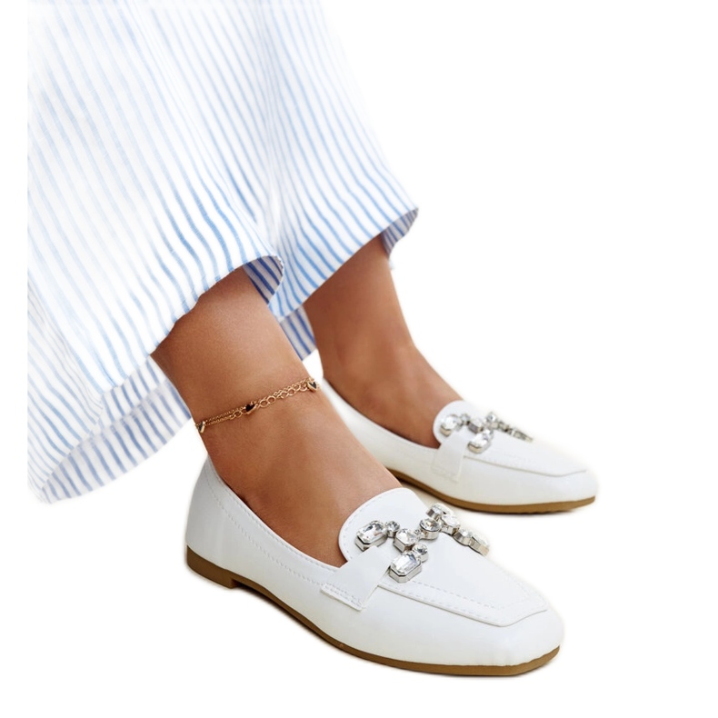 White moccasins with a zirconium Mali buckle White moccasins with a zirconium Mali buckle