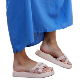 Beige rubber slippers from Ferrei