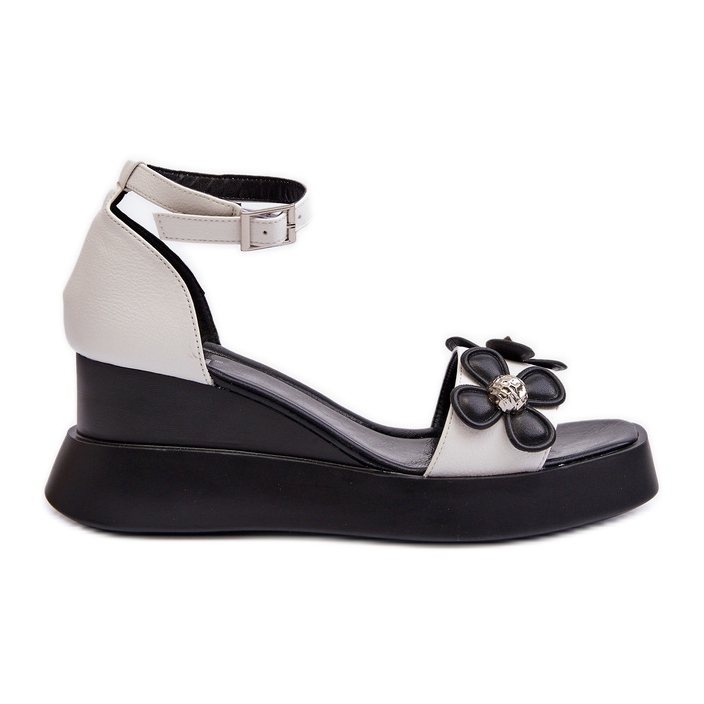 Women's Sandals On A Platform And Wedge With Flowers, White Foviana