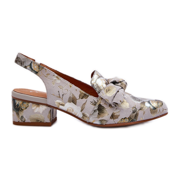 Women's Leather Low-Heel Sandals With Flowers Maciejka N6539-38 Green