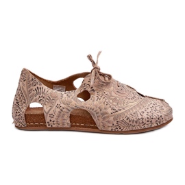 Patterned Women's Shoes With Cutouts Maciejka 06431-02 Beige
