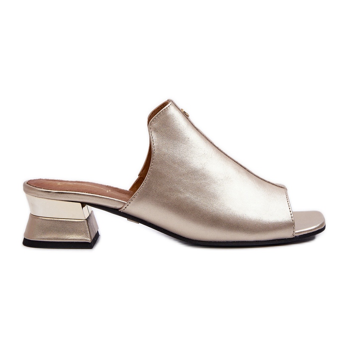 Elegant Women's Flip-Flops Made of Natural Leather On Low Heels Maciejka 06360-25 Gold golden
