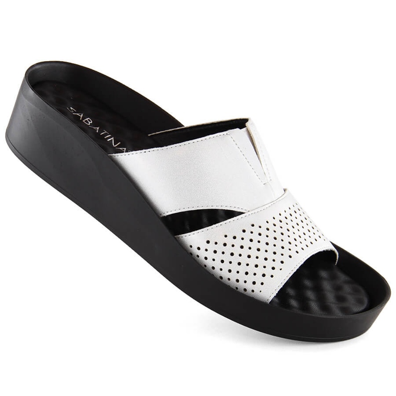 Women's silver flip-flops with an elastic band, shiny silver, Sabatina 2318-4