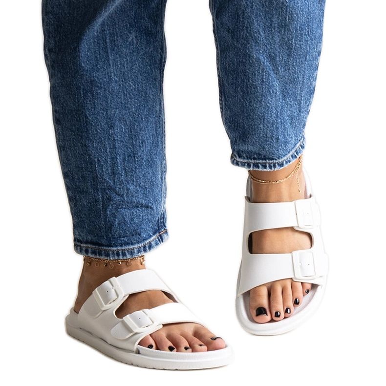 White Big Star NN274A751 flip-flops