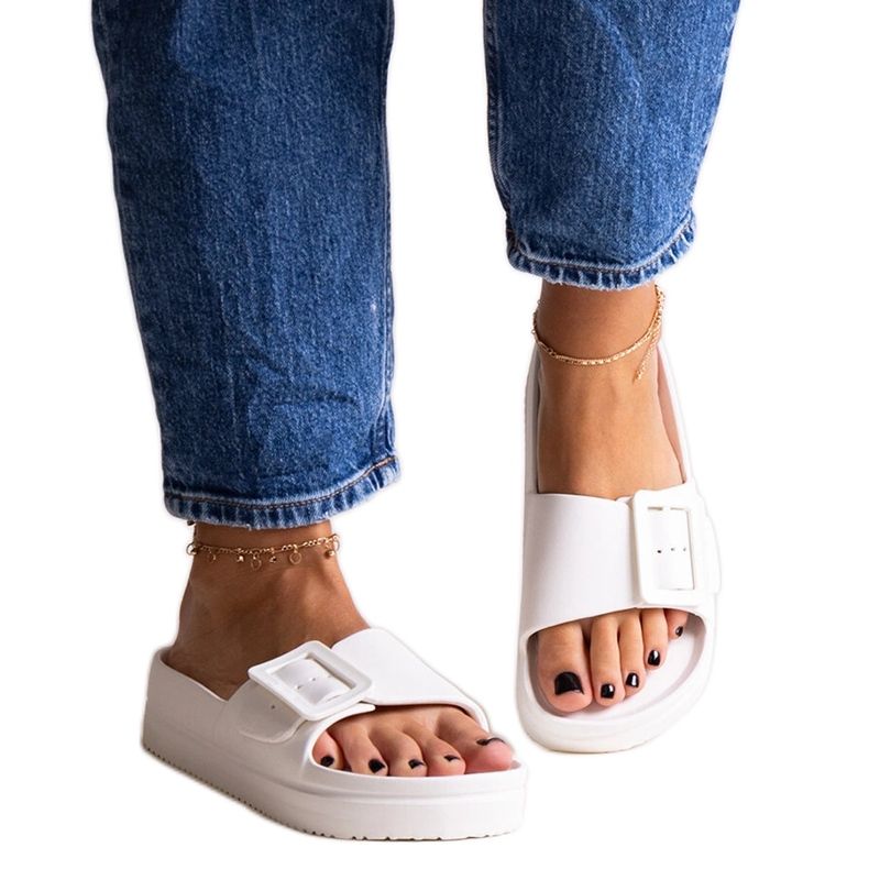 White Big Star NN274A661 flip-flops