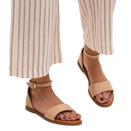 Evento Beige sandals with a closed heel from Sema