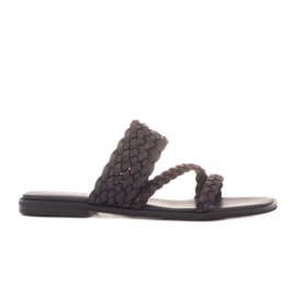 Marco Shoes Roma flip flops black