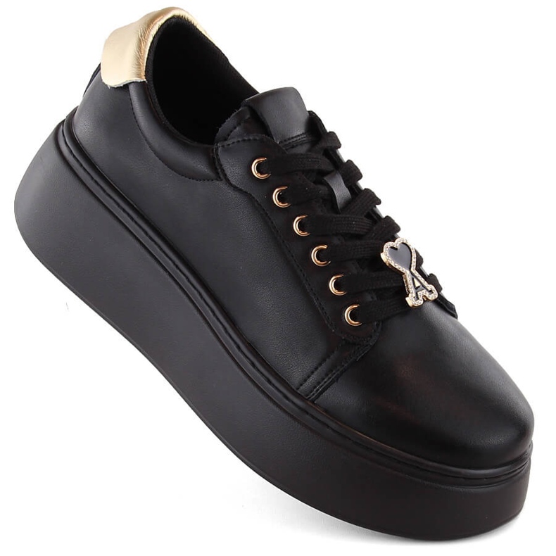Women's leather shoes on a black platform, Vinceza 66700 Women's leather shoes on a black platform, Vinceza 66700