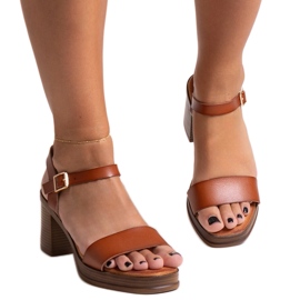 Brown sandals on a massive Ghana block heel Brown sandals on a massive Ghana block heel