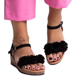 Black wedge sandals with Meaza flowers