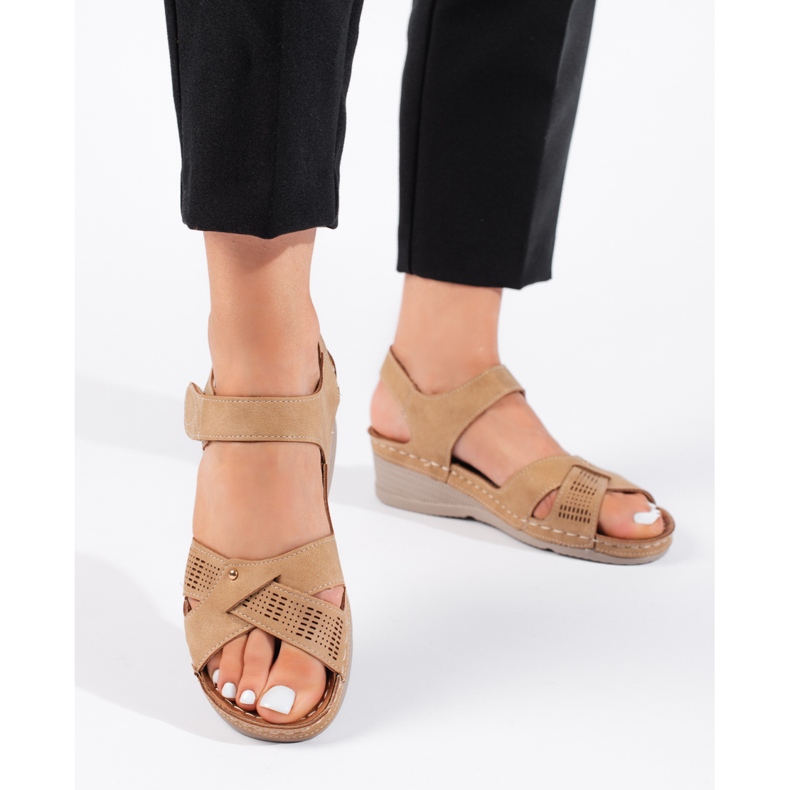 Women's camel wedge sandals with Velcro brown Women's camel wedge sandals with Velcro brown