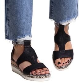 Tiuma black low wedge sandals