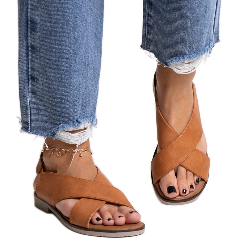 Duenna caramel flat sandals brown