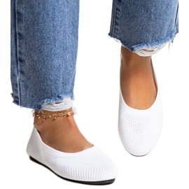 White fabric ballet flats from Yafia White fabric ballet flats from Yafia