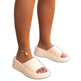 Beige massive Wegahta flip-flops Beige massive Wegahta flip-flops