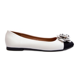Women's Eco Leather Ballerinas With Decorative Detail White Divinella Women's Eco Leather Ballerinas With Decorative Detail White Divinella