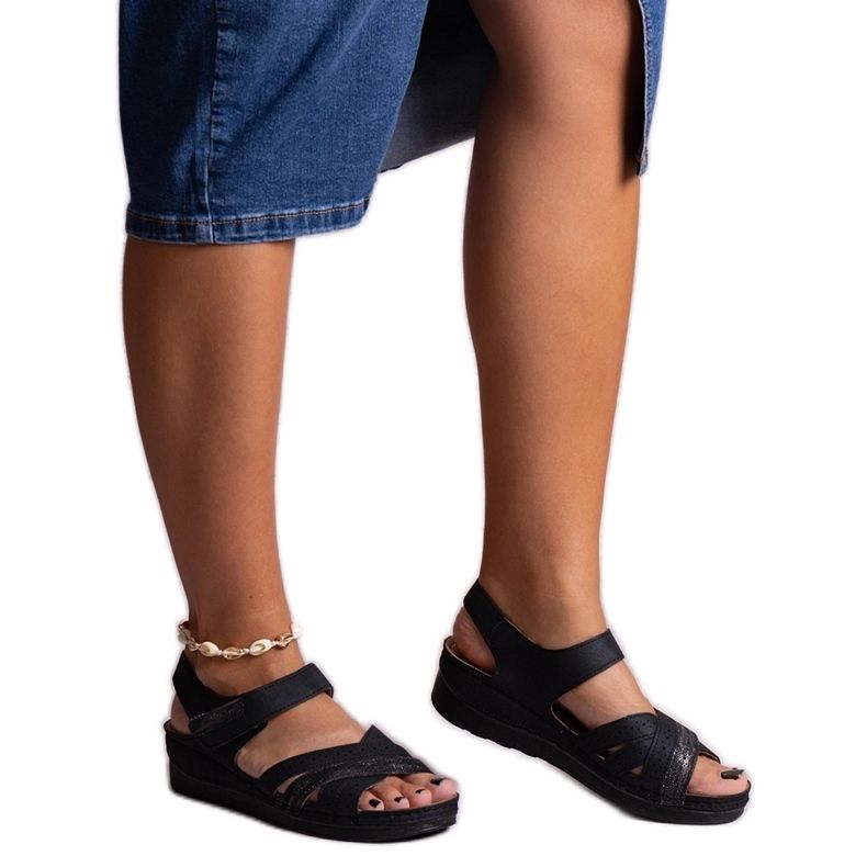 Areja black low wedge sandals