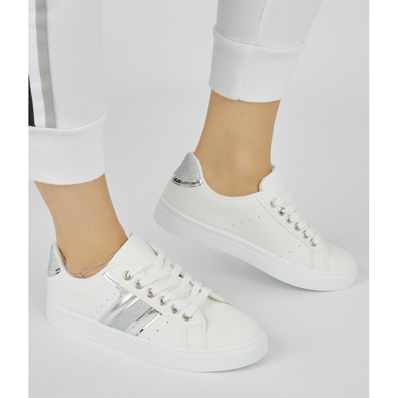 White comfortable sports shoes White comfortable sports shoes