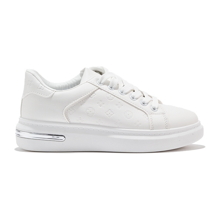 White platform sports shoes