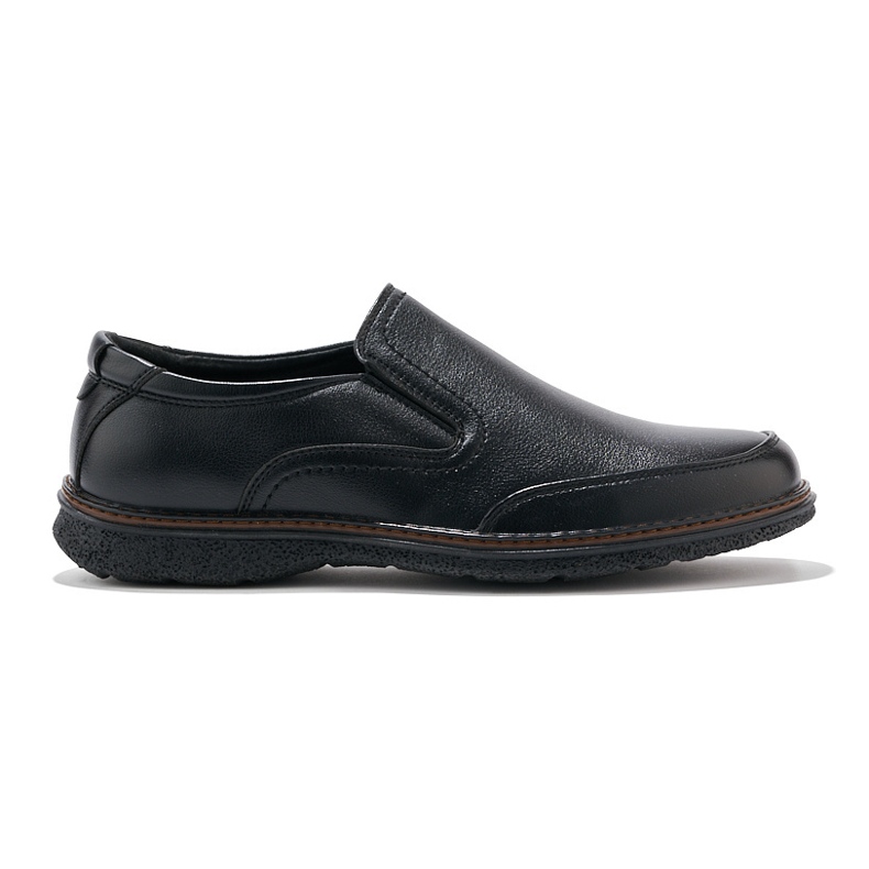 Men's black slip-on shoes