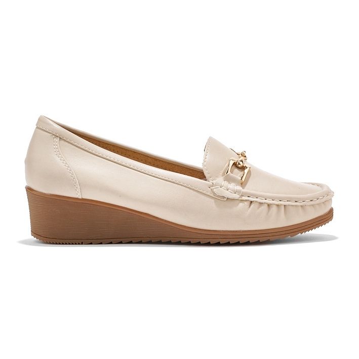 Beige women's moccasins with buckle Beige women's moccasins with buckle