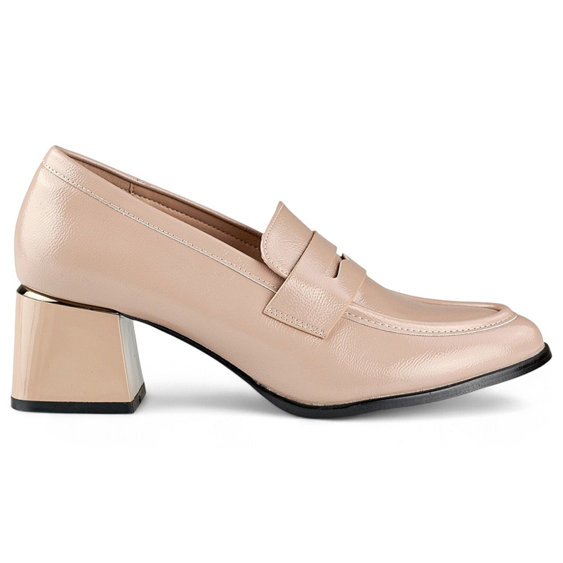 Patent leather beige low shoes with comfortable low heels elegant beige pumps