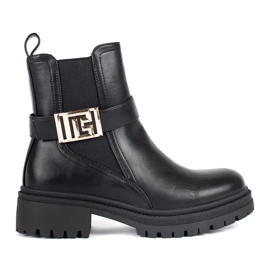 Seastar Black classic ankle boots with a decorative strap