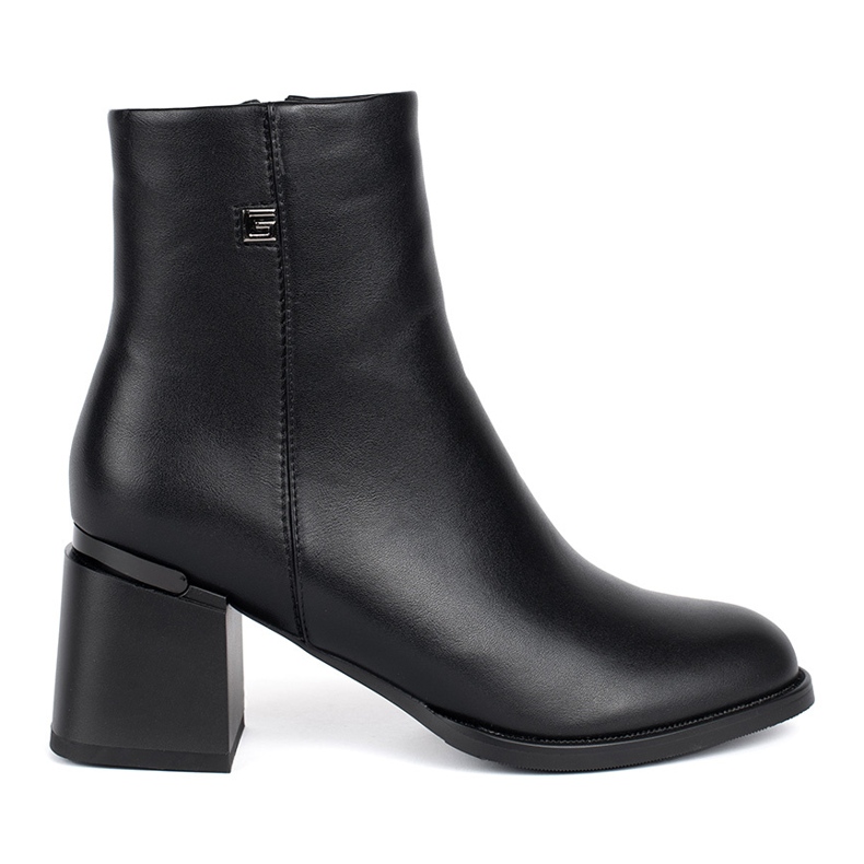 Goodin Classic black women's ankle boots with a block heel Goodin Classic black women's ankle boots with a block heel