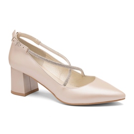Low pumps with decorative cross straps beige BUTDAM