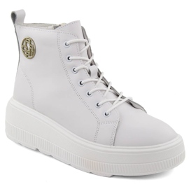 White women's leather ankle boots on the platform by Filippo DBT6374